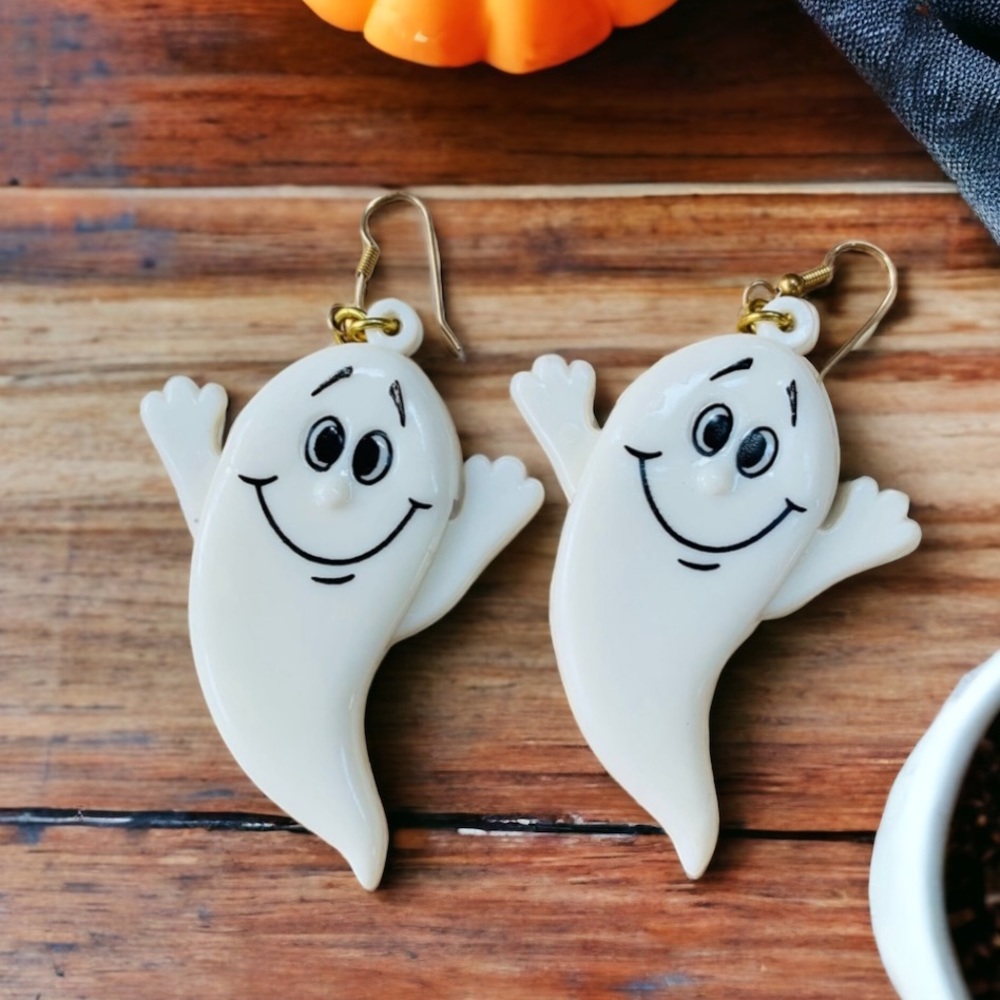 Fun vintage plastic articulated ghost pierced earrings costume jewelry 1987